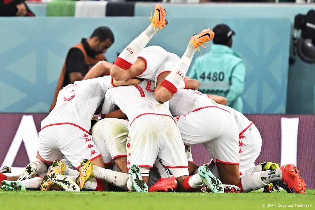 Voetballers Tunesië verlaten WK met opgeheven hoofd