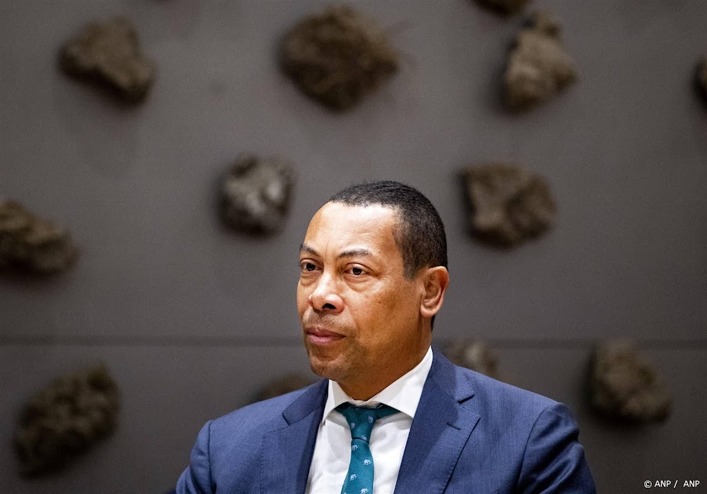 Minister: pijnlijke maatregelen om personeelstekort gevangenissen