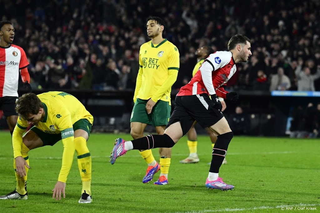 Feyenoorder Giménez haalt weinig plezier uit fraaie gelijkmaker