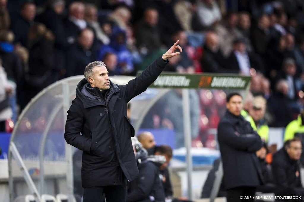 Van Persie vond spannende slotfase bij Telstar onnodig