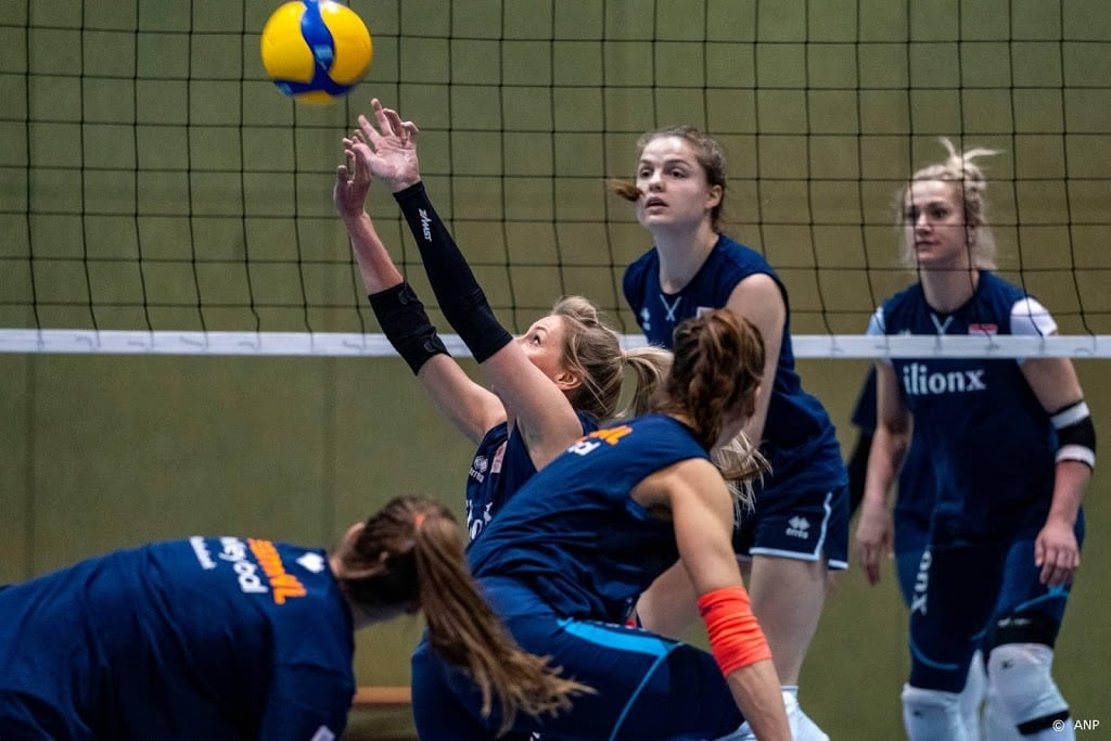 Dubbele zege volleybalsters op Duitsland