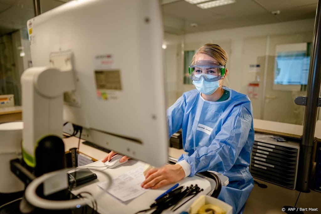 Aantal opgenomen coronapatiënten daalt, wel stijging op ic's