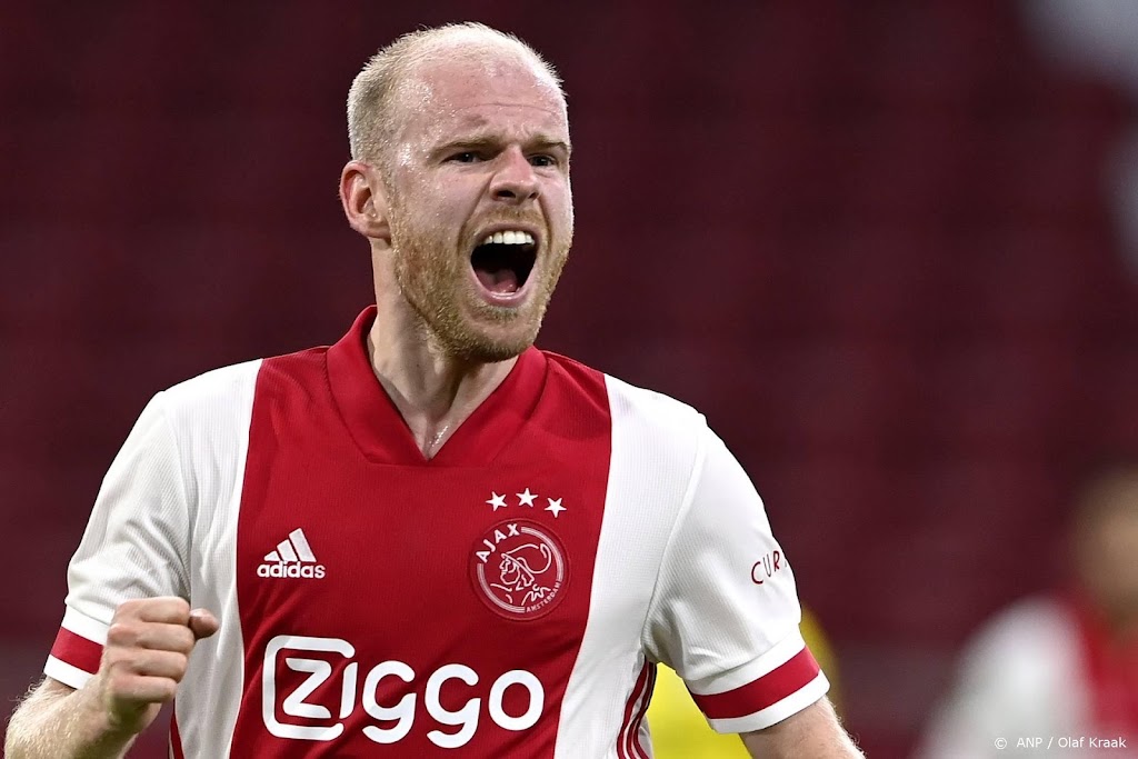 Ajax wint lange oefenwedstrijd tegen Telstar met 5-1