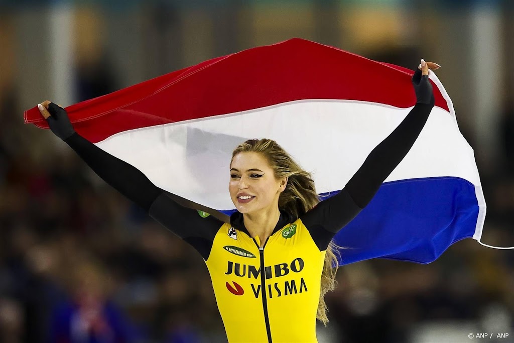 Leerdam bezorgt Jumbo-Visma met goud op 1000 meter eerste succes