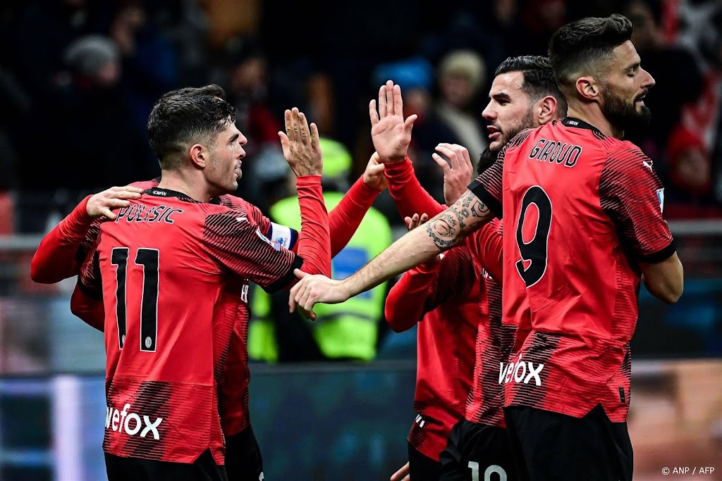 Pulisic schiet AC Milan langs Sassuolo