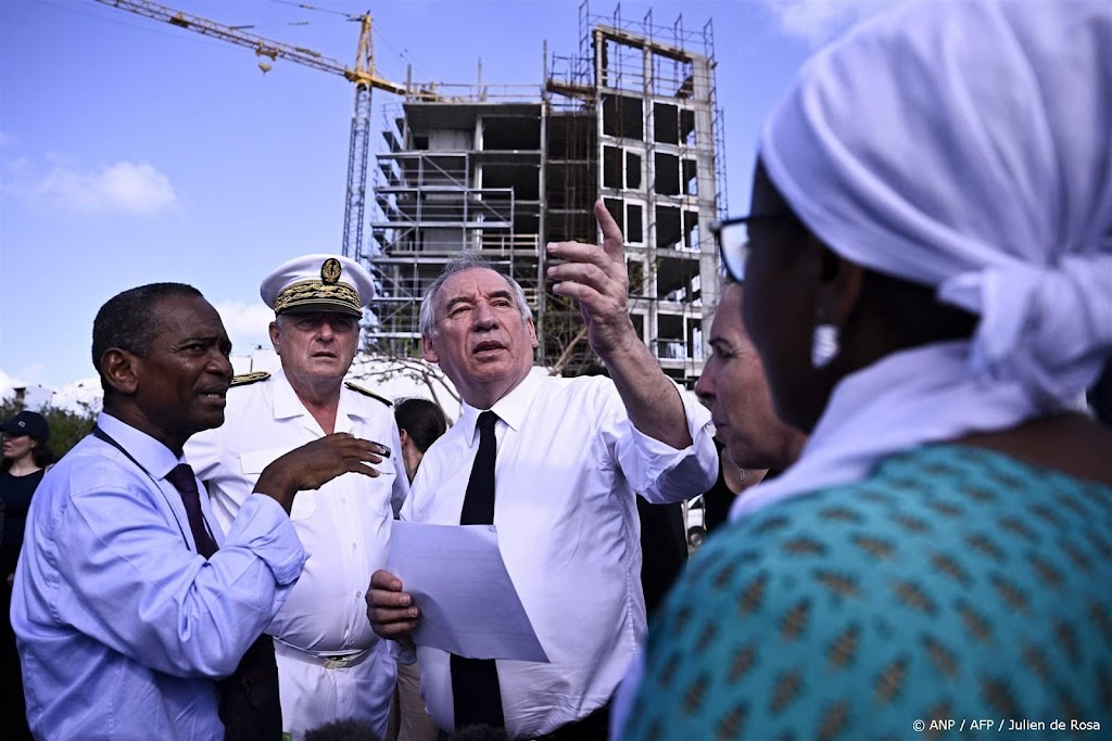 Franse premier belooft concrete hulp voor Mayotte bij bezoek