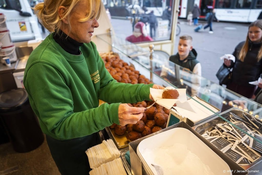 Oliebollenverkoop profiteert van droge en koude jaarwisseling