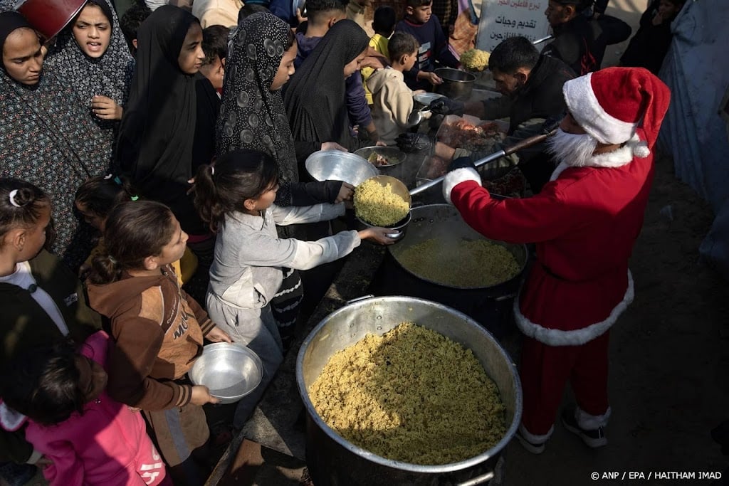 Israël dreigt vergunningen voor hulporganisaties Gaza te stoppen