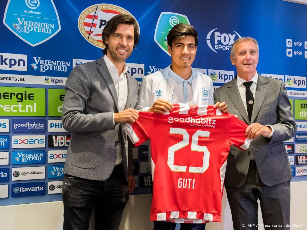 PSV-manager John de Jong twijfelt sterk over zijn toekomst
