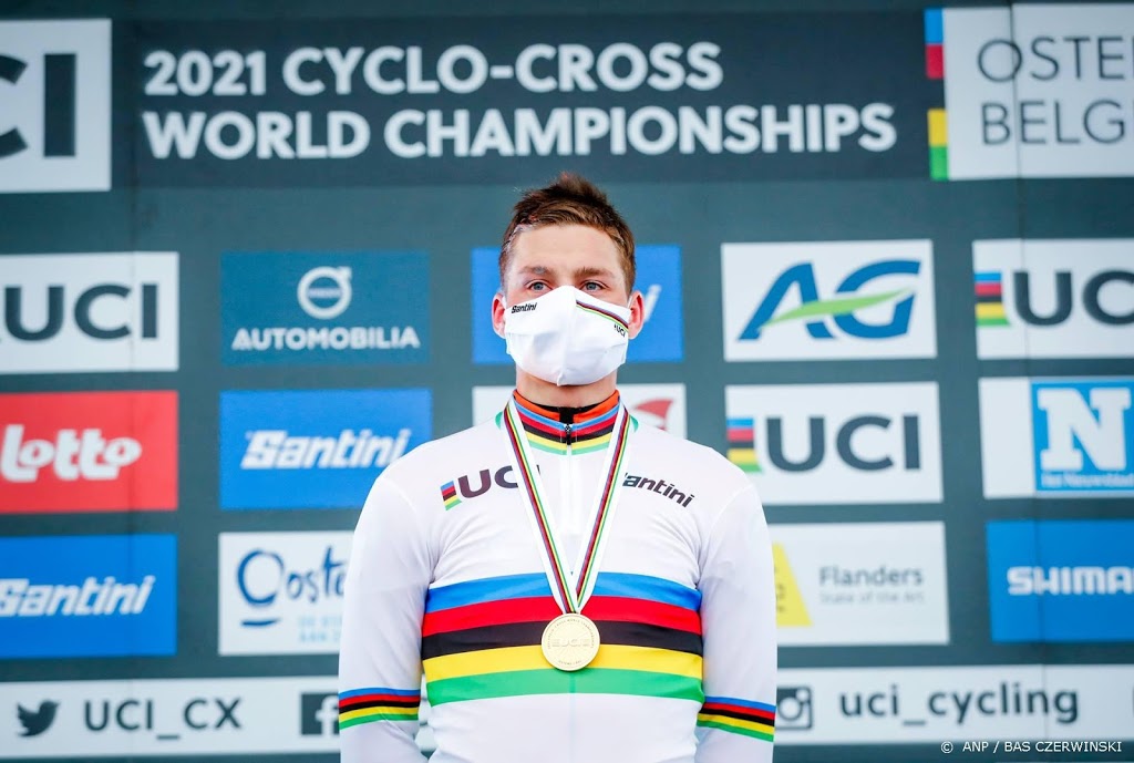 Van der Poel: wereldtitel veel waard ondanks omstandigheden