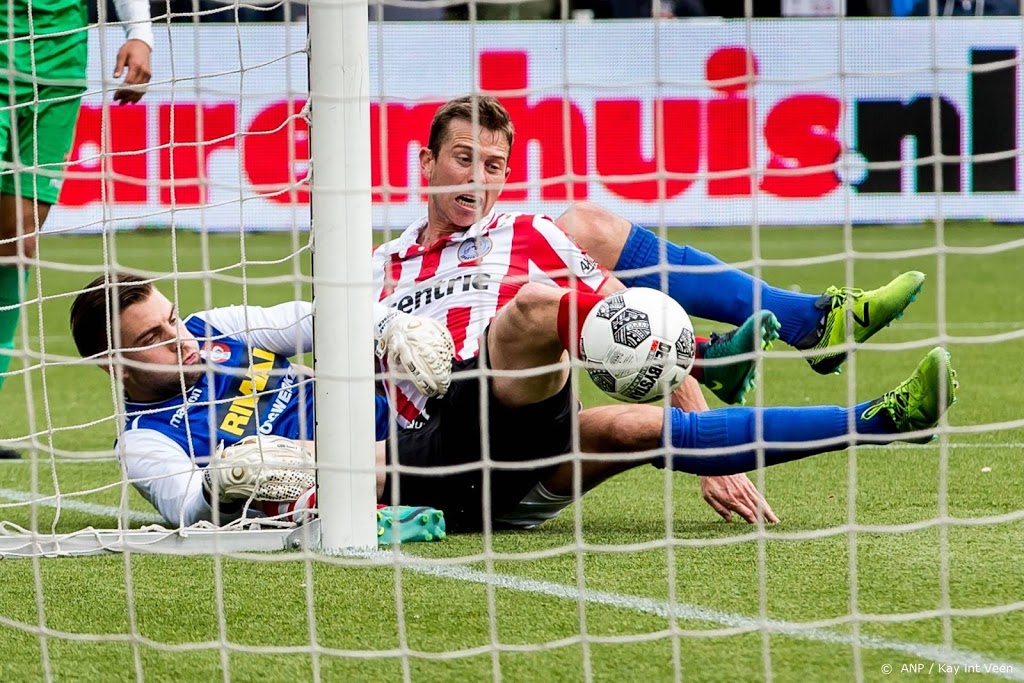 Koploper Cambuur maakt geen fout tegen MVV