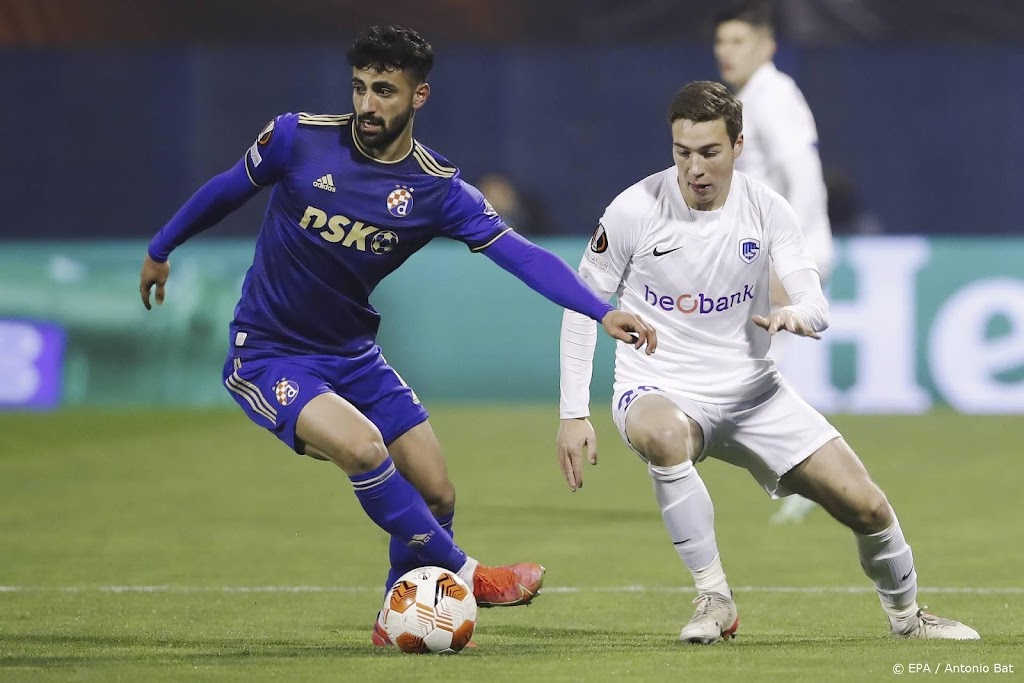 Voetballer Eiting verlaat Genk en keert terug naar Huddersfield 