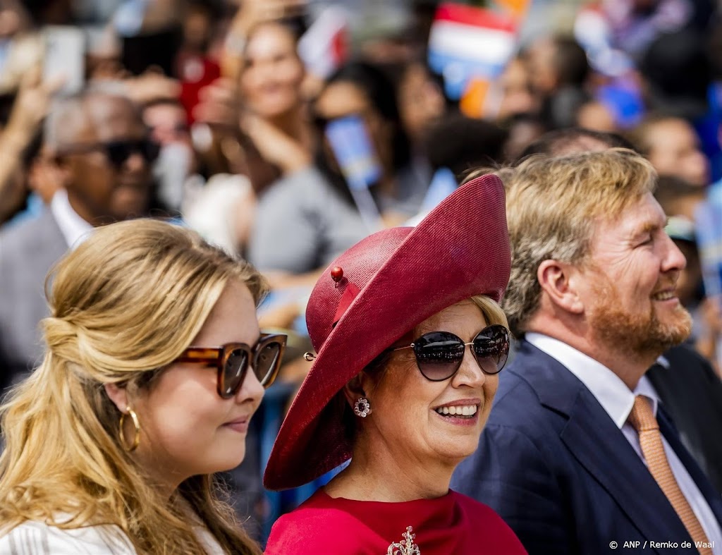 Drukke tweede dag op Aruba voor prinses Amalia en koningspaar