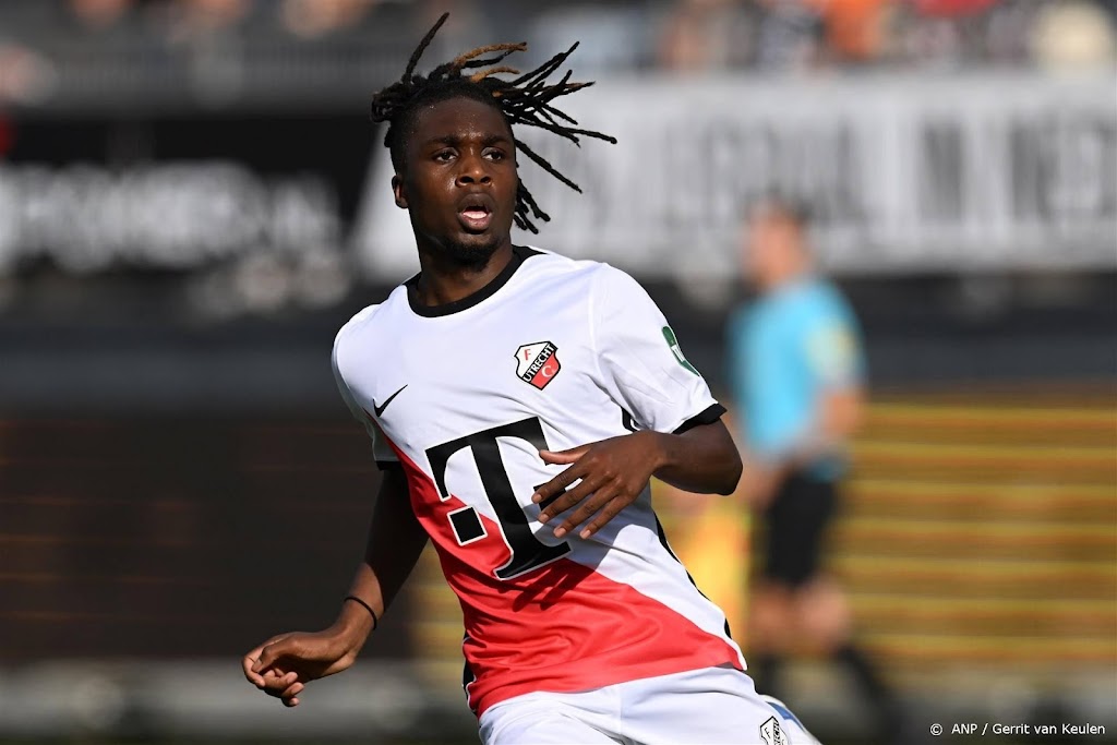 Franse linksback Zagre verhuist van FC Utrecht naar Excelsior