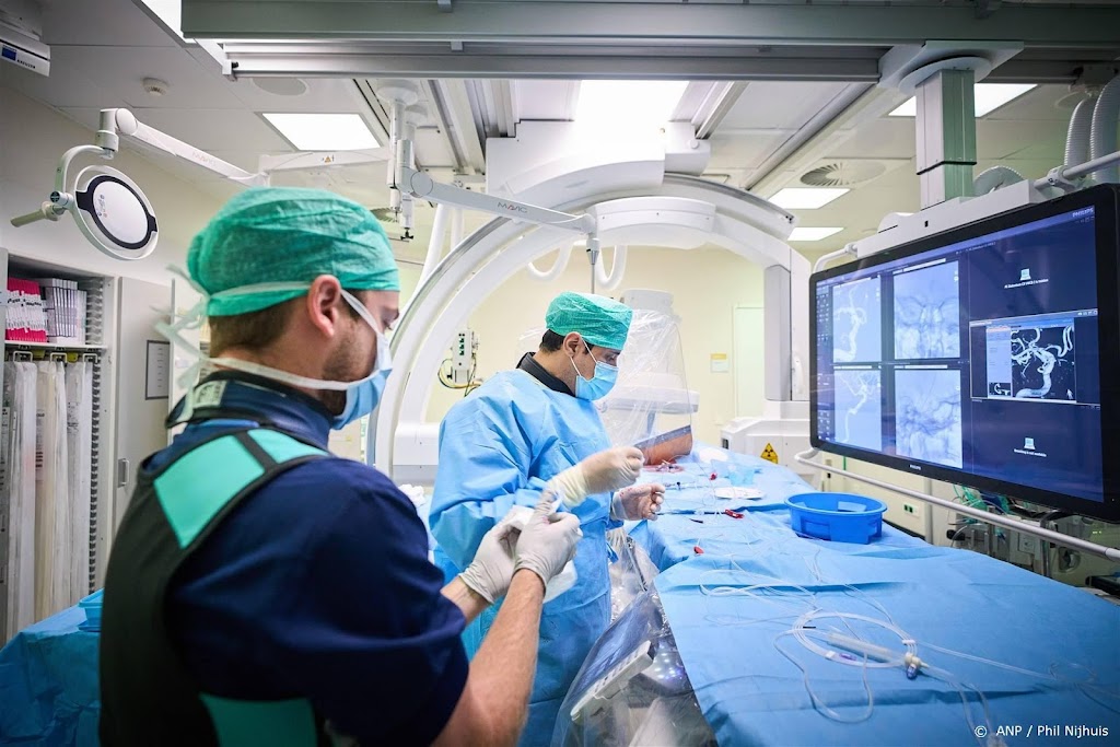 Ziekenhuizen bieden 13 procent meer loon, bonden pikken dat niet