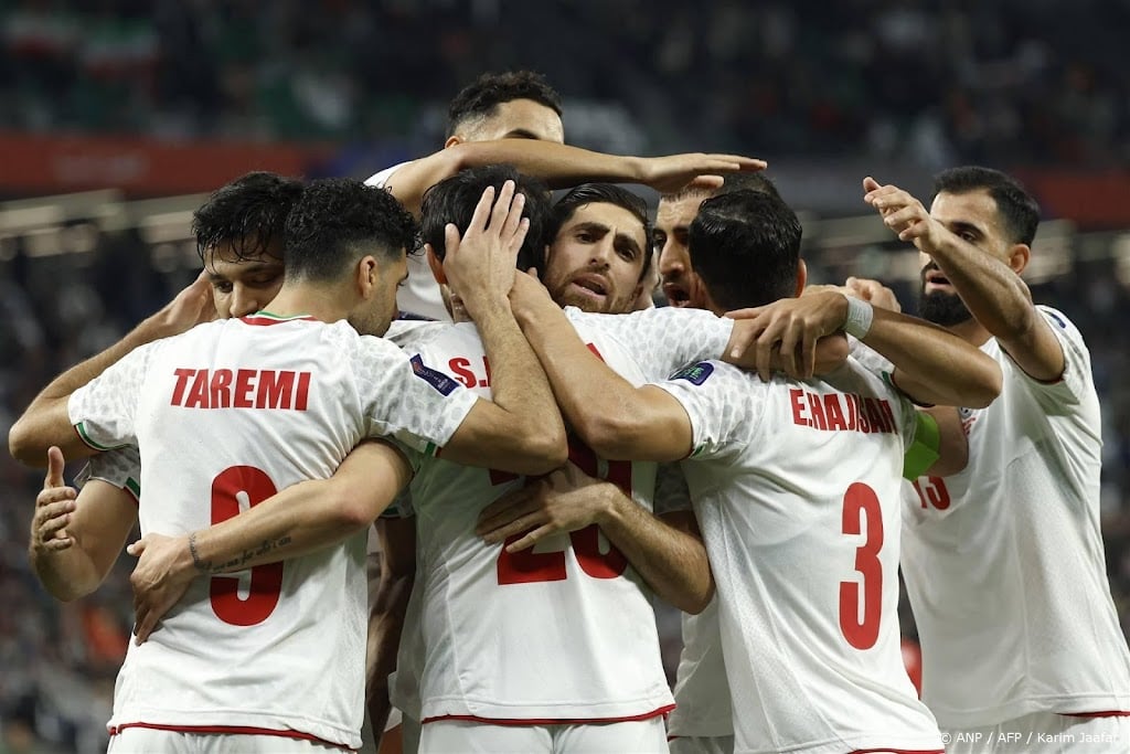 Iran met Jahanbakhsh na strafschoppen door op Azië Cup