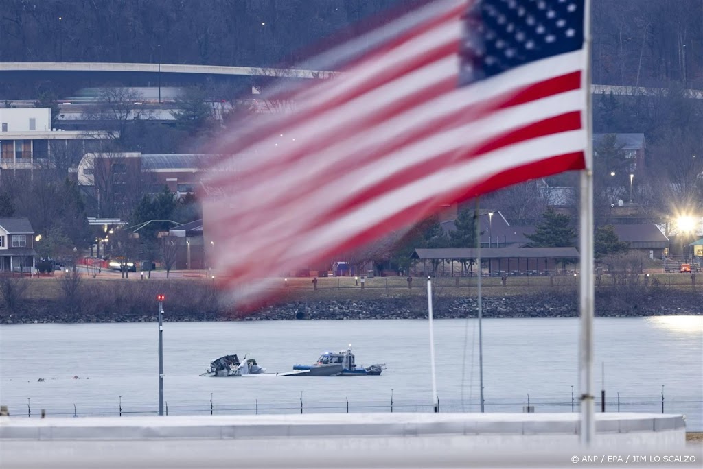Inmiddels ruim veertig lichamen geborgen na crash Washington