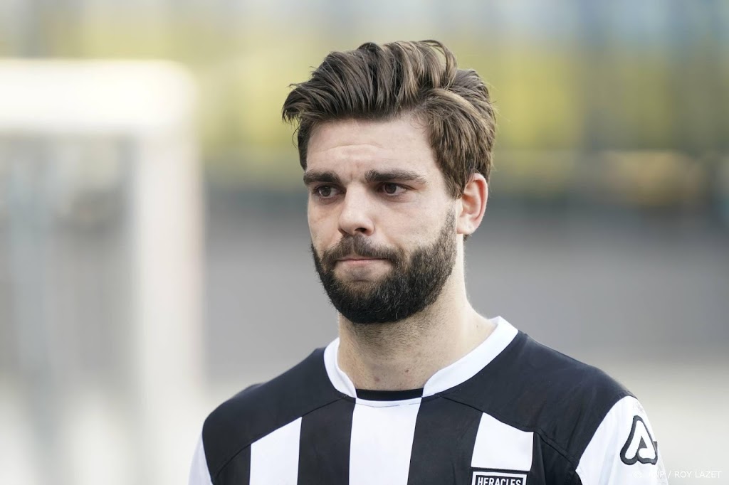 Heracles-aanvoerder Pröpper op zoek naar andere club