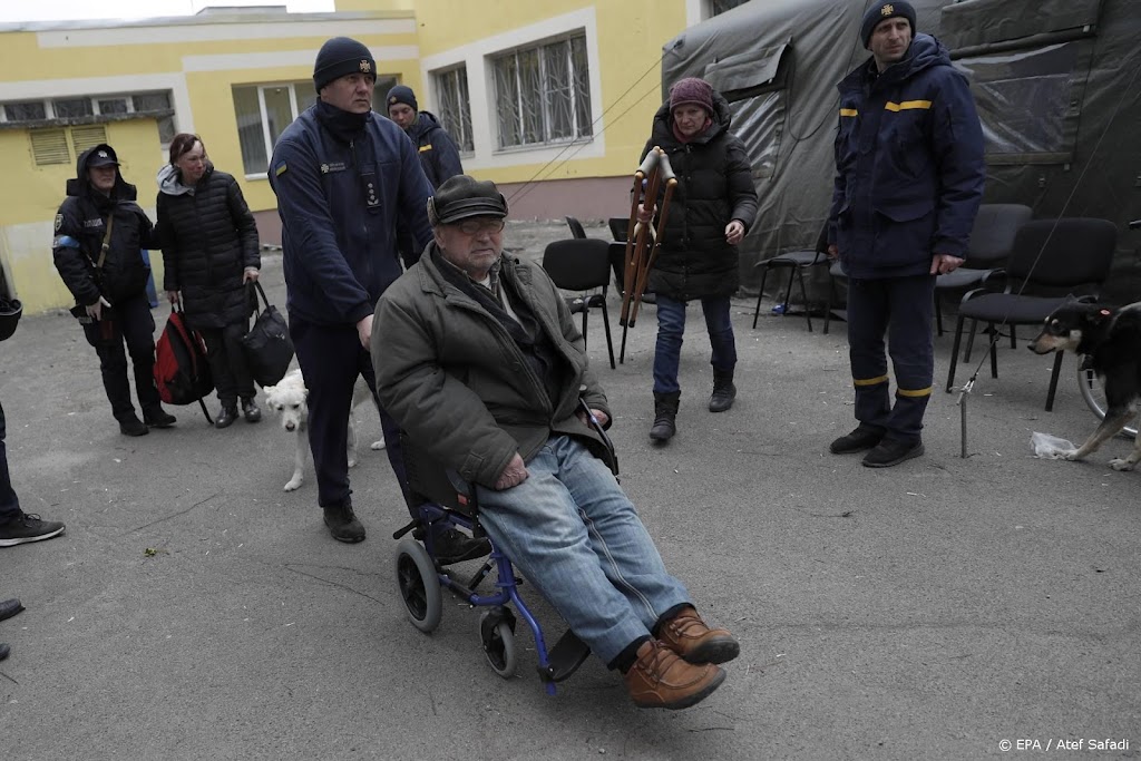Rusland zegt 1 april humanitaire corridor uit Marioepol te openen