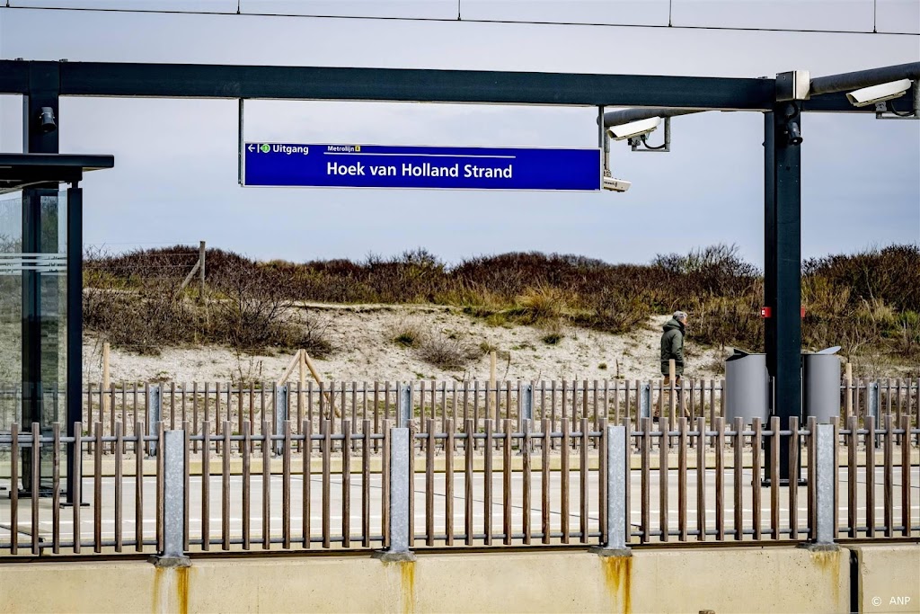 Miljoenenmetro naar strand Hoek van Holland gaat vrijdag rijden