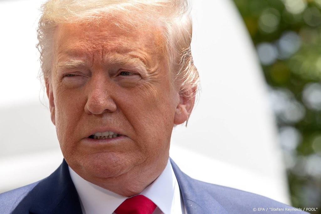 Trump wil G7 verplaatsen naar september en Rusland uitnodigen