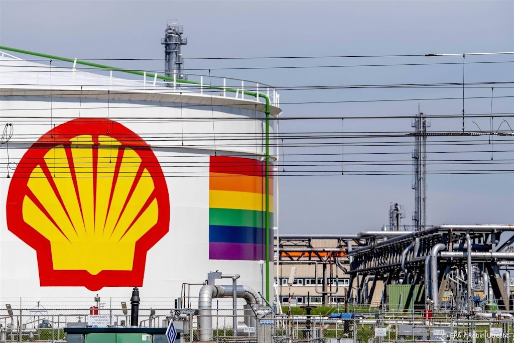 Shell onderaan in licht lagere AEX, RELX aan kop