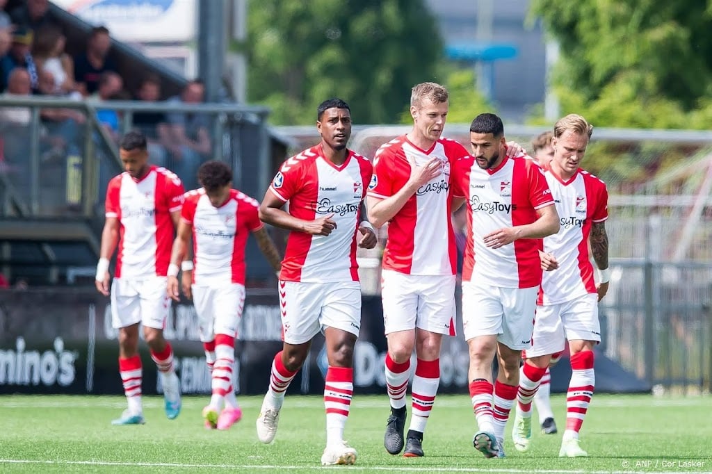 FC Emmen wint in Breda eerste wedstrijd play-offs van NAC