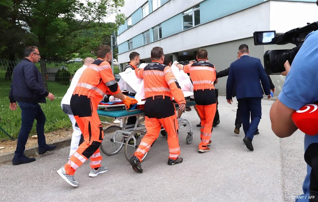 Ziekenhuis bevestigt dat Slowaakse premier thuis zorg ontvangt