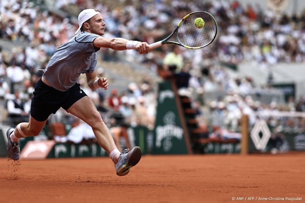 De Jong strandt in vierde ronde Roland Garros tegen Zverev