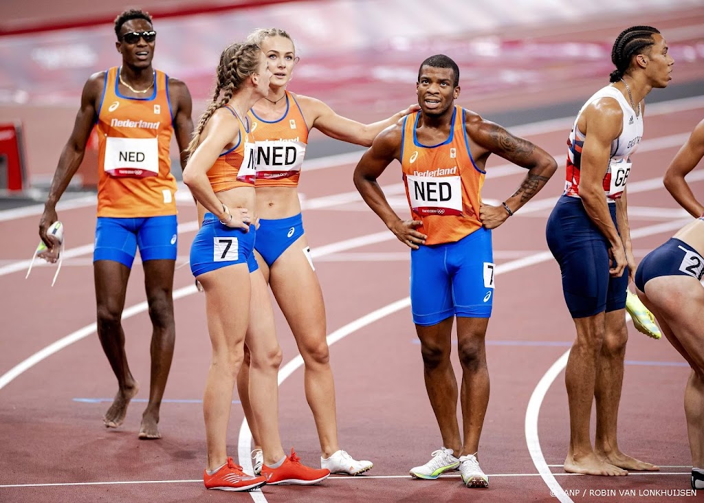 Nederlands team vierde op 4x400 meter gemengde estafette 