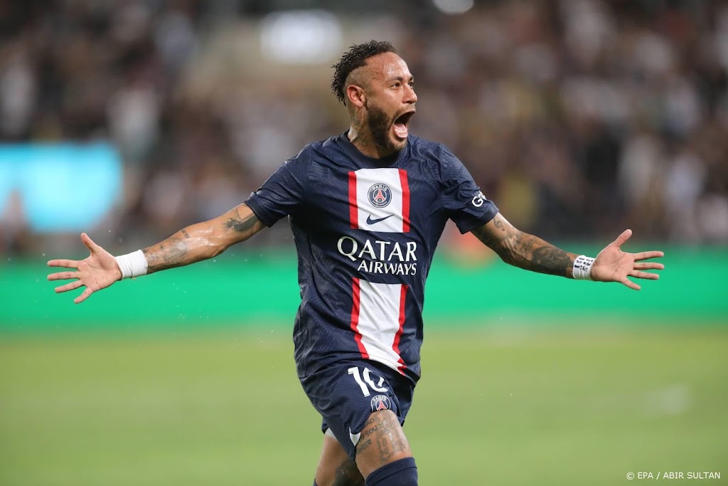 Paris Saint-Germain laat Nantes kansloos in Franse Supercup