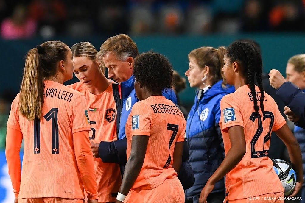 Oranje aast ondanks onaangename wedstrijdtijden op groepswinst 