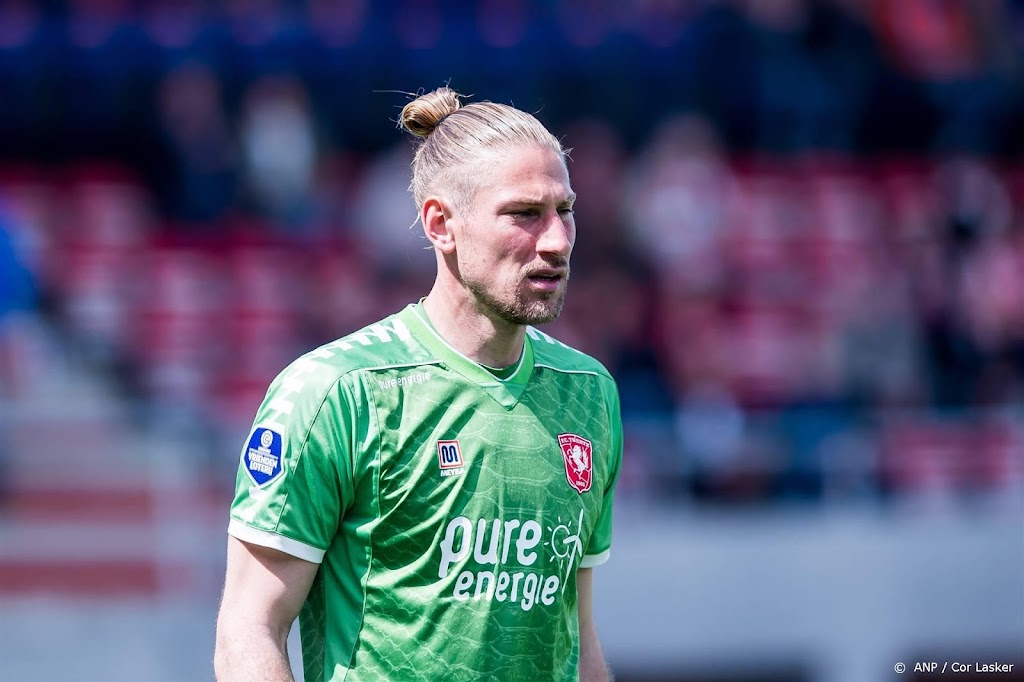 Doelman Unnerstall langer bij FC Twente
