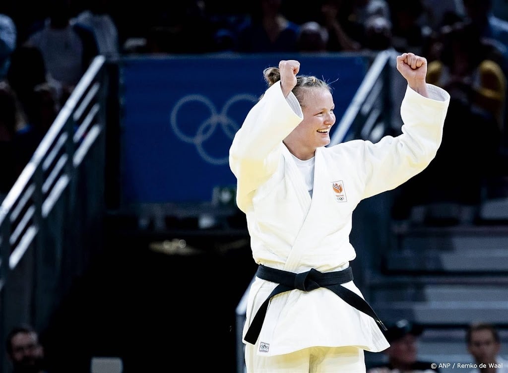 Van Dijke als eerste Nederlandse judoka naar kwartfinales Parijs