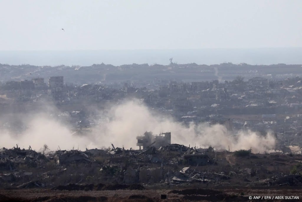 Tientallen doden door Israëlisch vuur op voedselhulprij Gaza