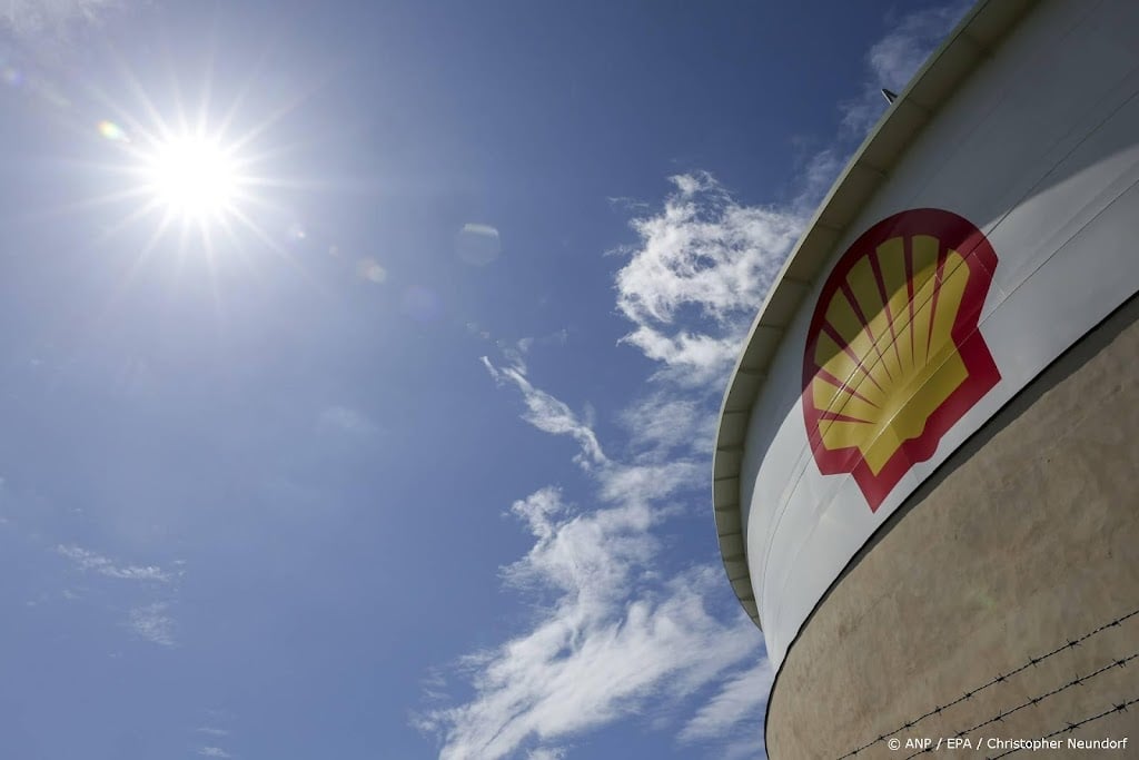 Shell koopt opnieuw aandelen in ondanks winstdaling