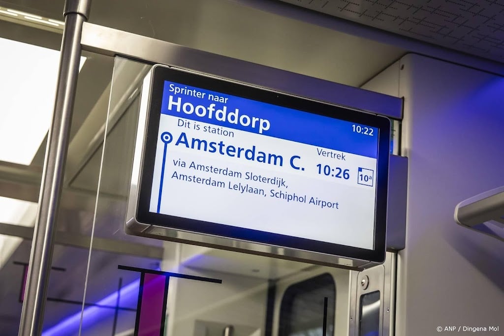 Maand minder sprinters tussen Hoofddorp en Amsterdam Centraal