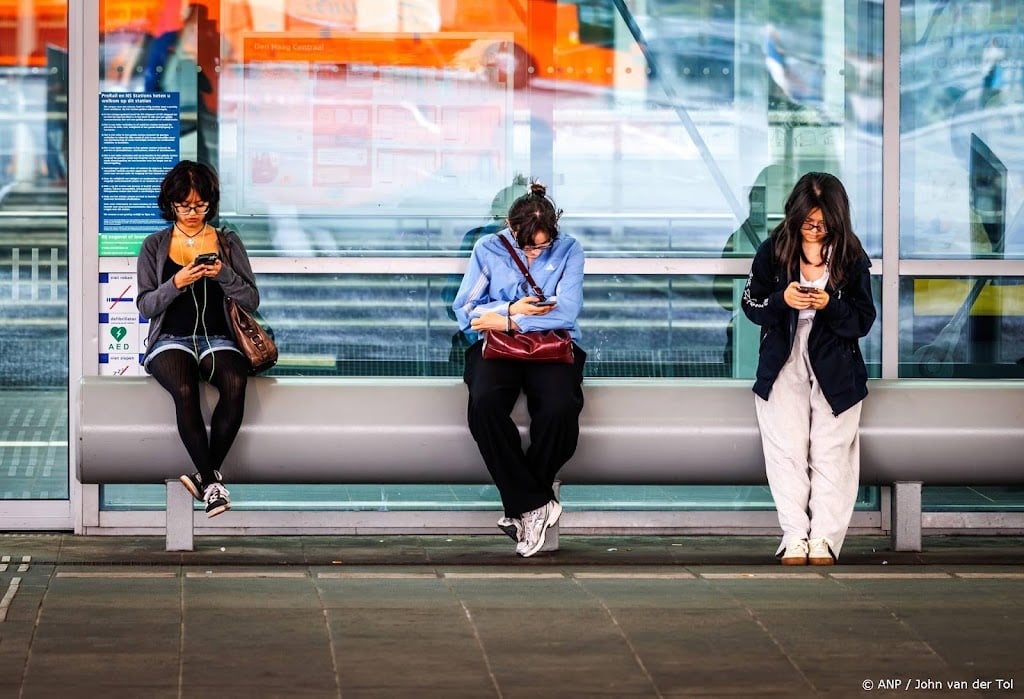 Vervoerders: ov-staking voor reizigers heel vervelend