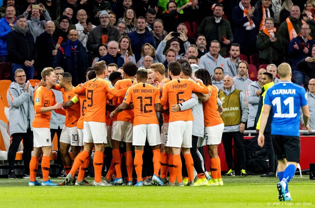 Oranje verzamelt in Zeist voor duels met Polen en Italië 