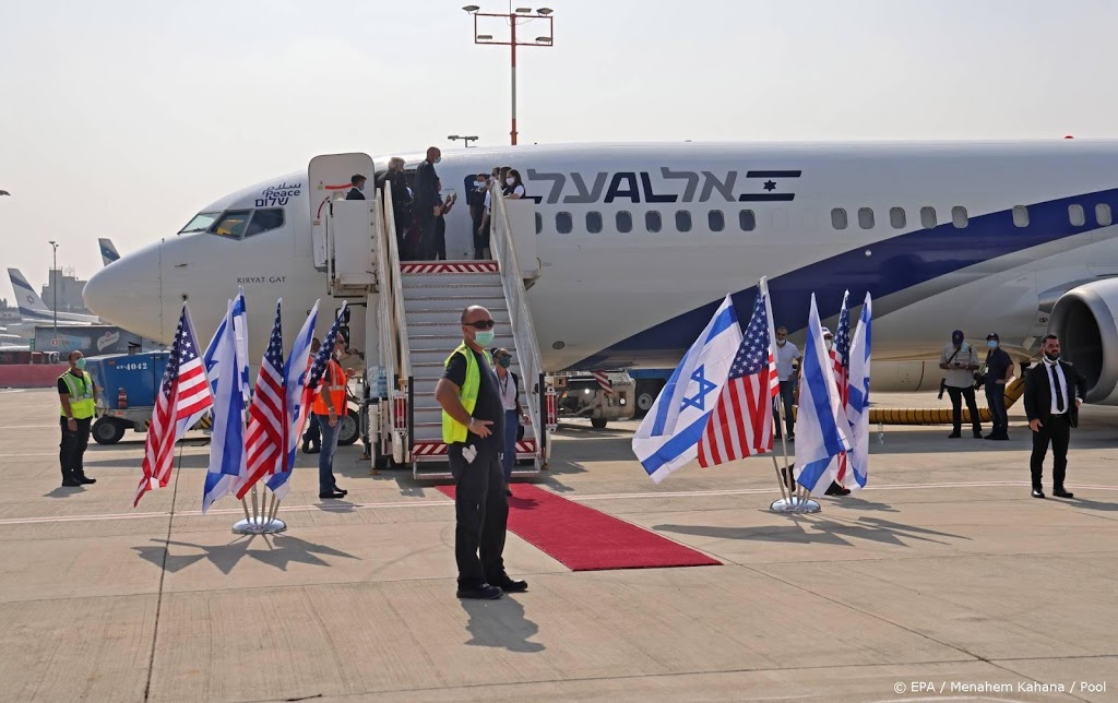 Eerste vlucht van Israël naar Emiraten