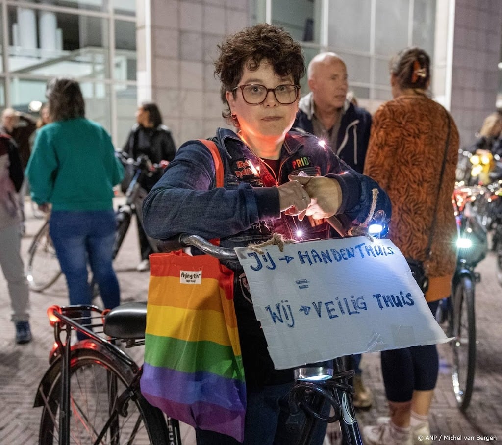 Met fietsacties naar onveilige plekken eisen vrouwen de nacht op