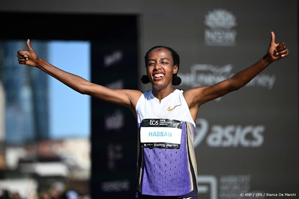 Topatlete Sifan Hassan wint marathon Sydney