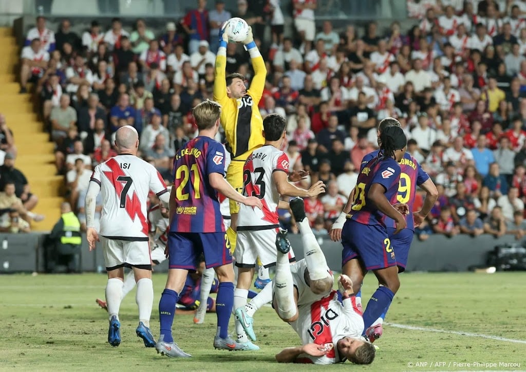 FC Barcelona lijdt eerste puntenverlies bij Rayo Vallecano