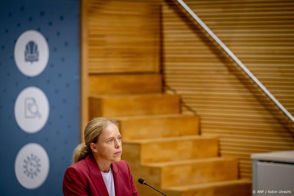 Schouten: in crisis duidelijk maken welke afweging wordt gemaakt
