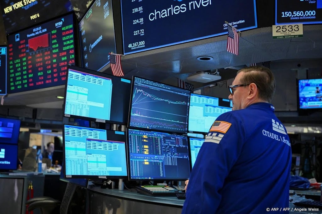 Wall Street sluit lager na oplaaiend conflict in Midden-Oosten