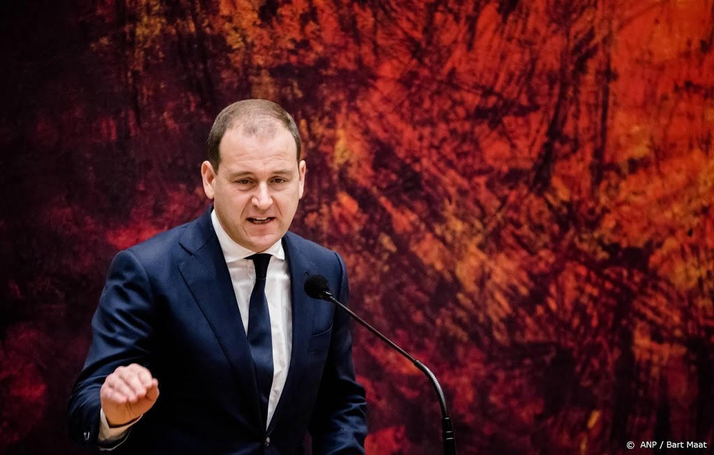Asscher: staatsschuld kan naar 80 procent