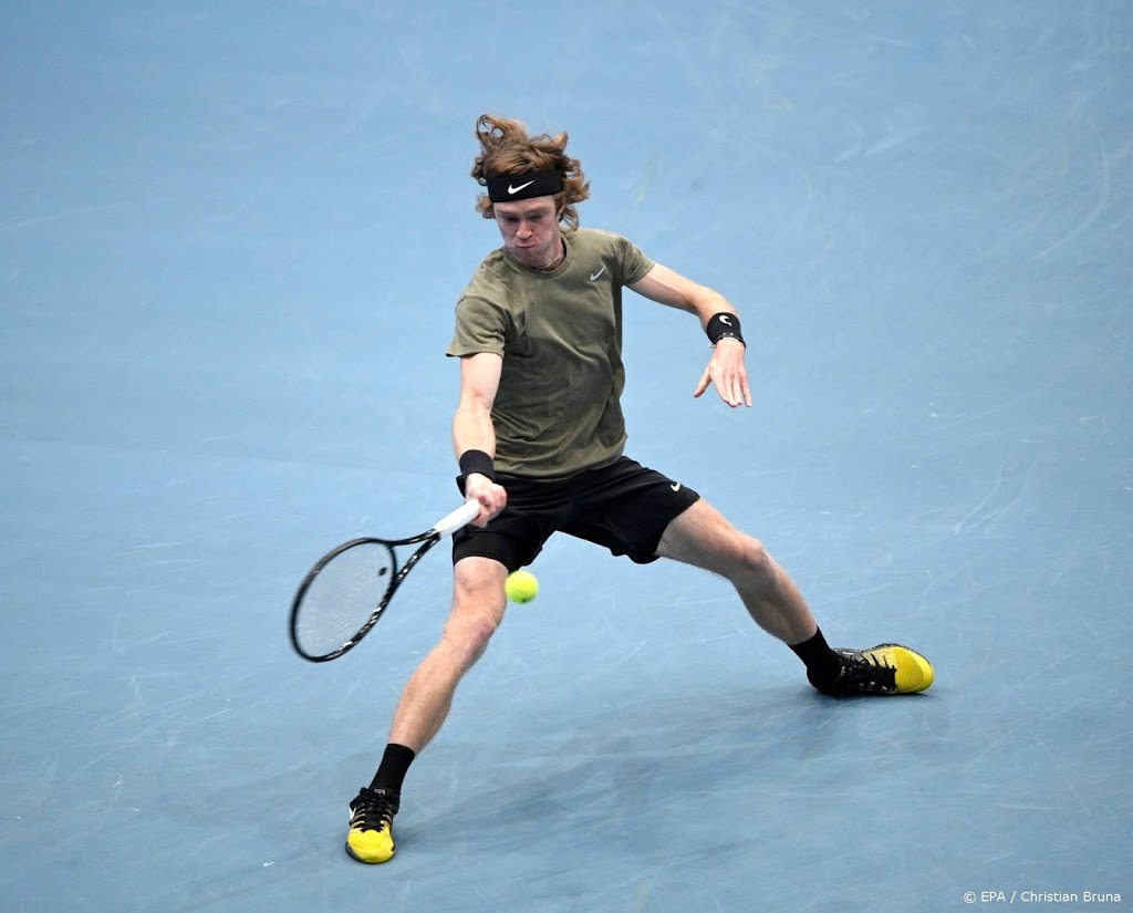 Tennisser Roeblev naar finale in Wenen na opgave Anderson