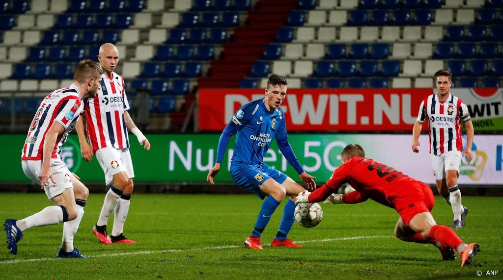 Vitesse pakt ook zege in Tilburg na sterke tweede helft
