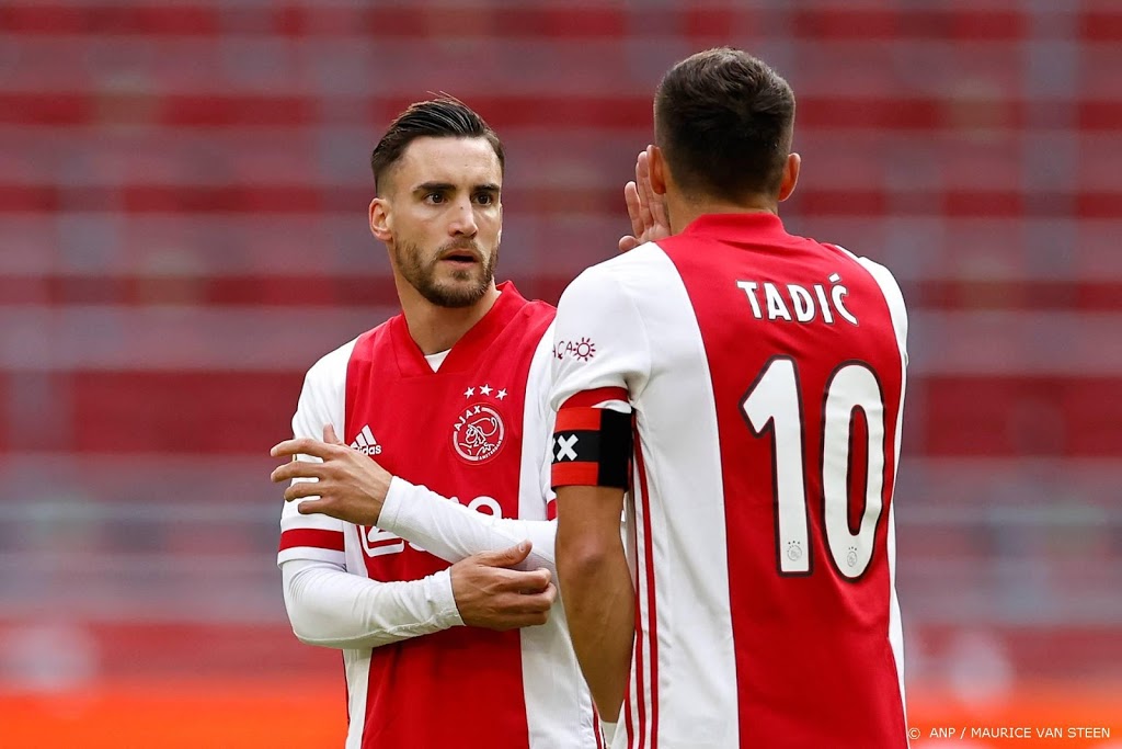 Ajax-trainer Ten Hag rekent op Tagliafico