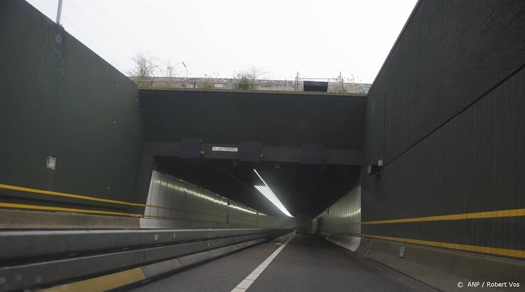 Veel verkeershinder verwacht door dichte Vlaketunnel in Zeeland